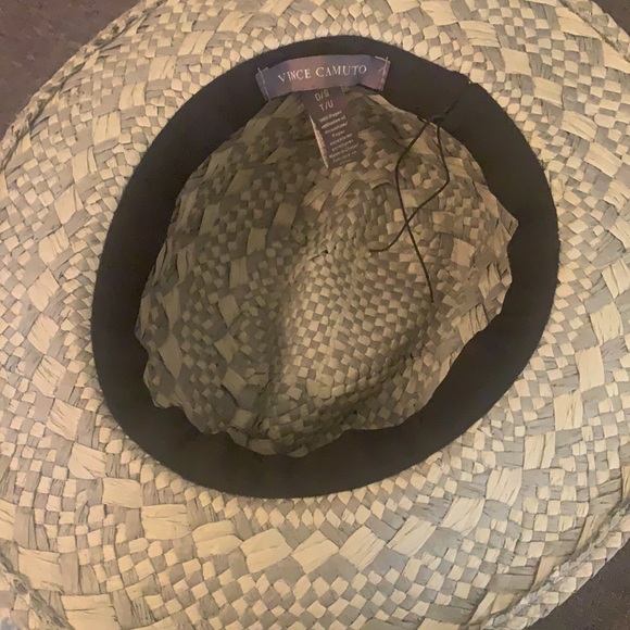 Straw hat - Picture 3 of 3